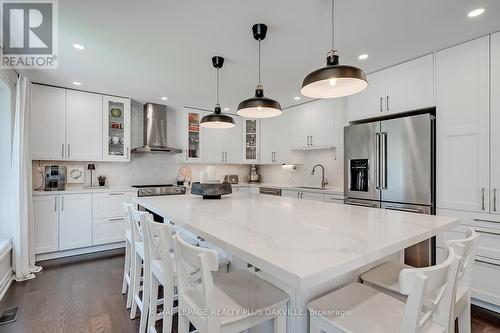 3531 Gallager Drive, Mississauga, ON - Indoor Photo Showing Kitchen With Upgraded Kitchen