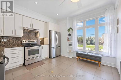 1864 Burnhamthorpe Road E, Mississauga, ON - Indoor Photo Showing Kitchen