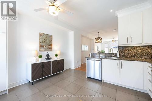 1864 Burnhamthorpe Road E, Mississauga, ON - Indoor Photo Showing Kitchen