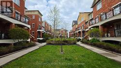 19 - 39 HAYS BOULEVARD Oakville, ON L6H 0J1