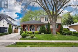 1310 TANSLEY DRIVE Oakville, ON L6L 2N4