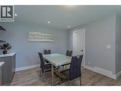 Dining area on the lower level - 