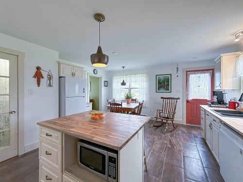 10628 Trans Canada Highway, Mount Herbert, PE - Indoor Photo Showing Kitchen With Double Sink