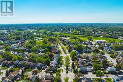 Valley Way to the west (school and park) - 
