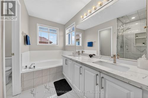 154 Thicket Crescent, Pickering, ON - Indoor Photo Showing Bathroom