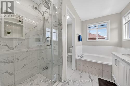 154 Thicket Crescent, Pickering, ON - Indoor Photo Showing Bathroom