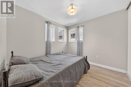 154 Thicket Crescent, Pickering, ON - Indoor Photo Showing Bedroom