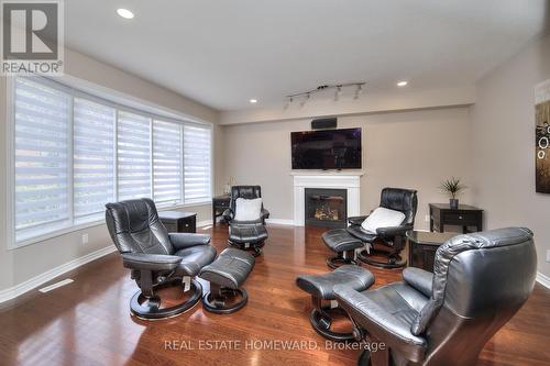 225 Ridgemere Court, Kitchener, ON - Indoor Photo Showing Living Room With Fireplace