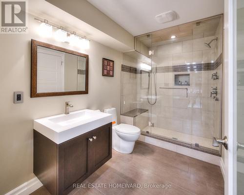 225 Ridgemere Court, Kitchener, ON - Indoor Photo Showing Bathroom