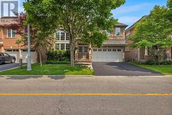 1392 PINECLIFF ROAD  Oakville, ON L6M 3Z1