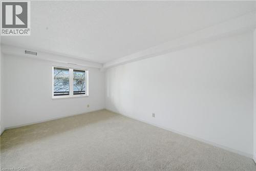 416 Limeridge Road E Unit# 303, Hamilton, ON - Indoor Photo Showing Other Room