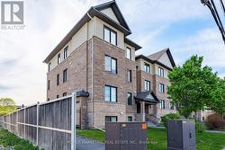 8 - 2240 TENTH LINE ROAD Ottawa, ON K4A 0X7