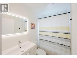side 2 upper bathroom - 