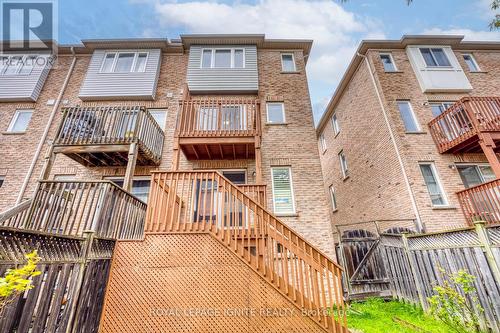 7086 Fairmeadow Crescent, Mississauga, ON - Outdoor With Balcony