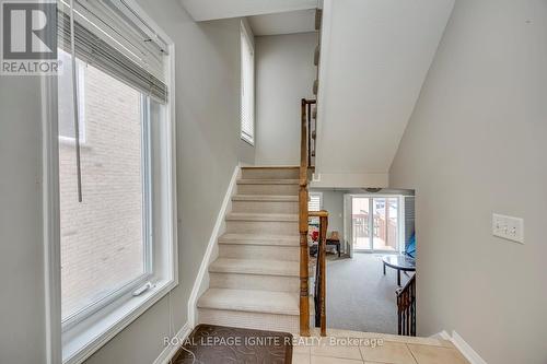 7086 Fairmeadow Crescent, Mississauga, ON - Indoor Photo Showing Other Room