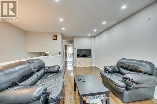 7086 Fairmeadow Crescent, Mississauga, ON - Indoor Photo Showing Other Room