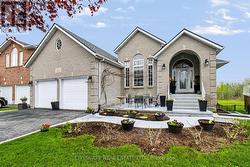 1100 EARNHART STREET Kingston, ON K7P 3C2
