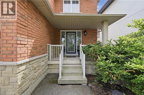 Brick exterior with stone veneer detailing - 84 Duncairn Crescent, Hamilton, ON - Outdoor With Exterior