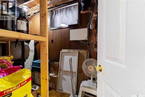 1325 King Crescent, Moose Jaw, SK - Indoor