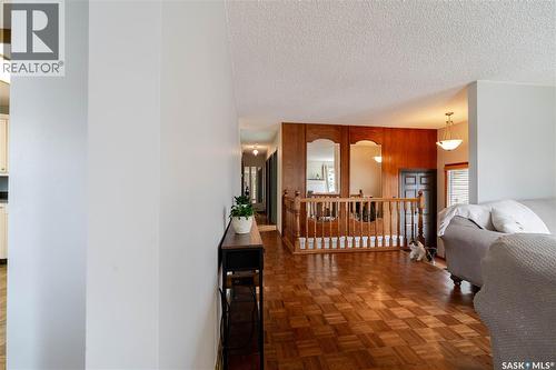 1325 King Crescent, Moose Jaw, SK - Indoor