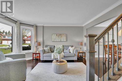50 Picasso Drive, Ottawa, ON - Indoor Photo Showing Living Room