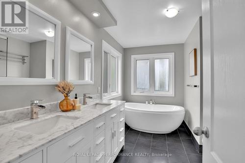 50 Picasso Drive, Ottawa, ON - Indoor Photo Showing Bathroom