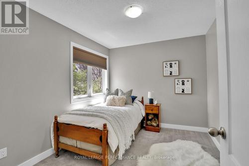 50 Picasso Drive, Ottawa, ON - Indoor Photo Showing Bedroom