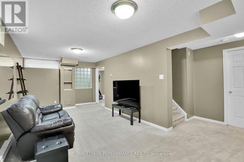 50 Picasso Drive, Ottawa, ON - Indoor