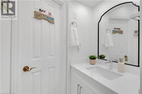 3460 Cawthra Road, Mississauga, ON - Indoor Photo Showing Bathroom