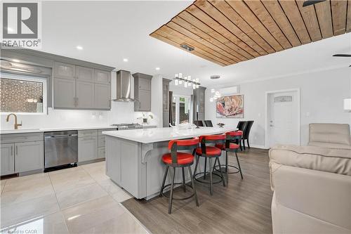 3460 Cawthra Road, Mississauga, ON - Indoor Photo Showing Kitchen