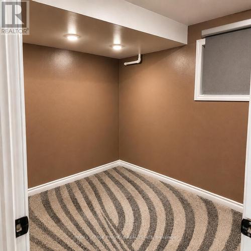 3427 Martins Pine Crescent, Mississauga, ON - Indoor Photo Showing Other Room