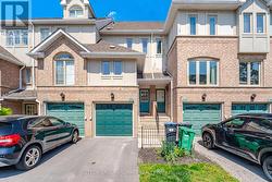 111 - 1050 BRISTOL ROAD W  Mississauga, ON L5V 2E8