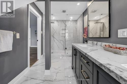 4174 Trellis Crescent, Mississauga, ON - Indoor Photo Showing Bathroom