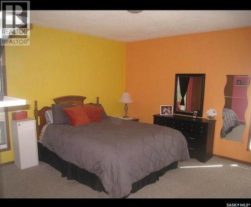 1101 109Th Avenue, Tisdale, SK - Indoor Photo Showing Bedroom