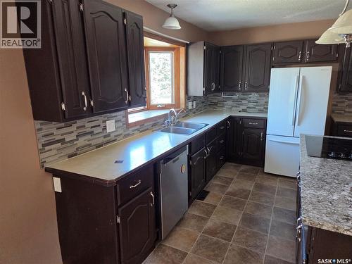 1101 109Th Avenue, Tisdale, SK - Indoor Photo Showing Kitchen With Double Sink