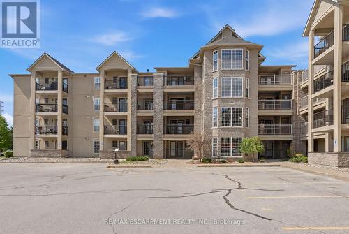 216 - 1451 WALKERS LINE  Burlington, ON L7M 4P1