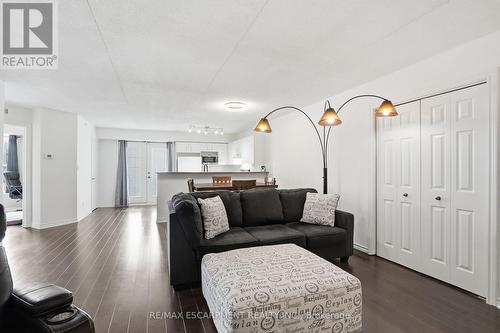 216 - 1451 Walkers Line, Burlington, ON - Indoor Photo Showing Living Room