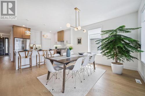 14 Faith Drive, Mapleton, ON - Indoor Photo Showing Dining Room