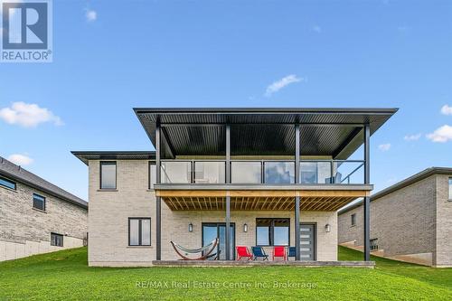 14 Faith Drive, Mapleton, ON - Outdoor