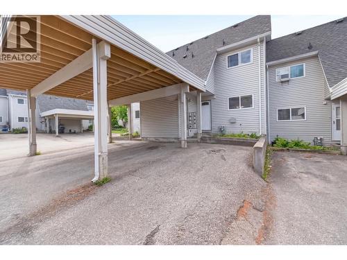 2221 5 Avenue NE  Salmon Arm, BC V1E 2J9