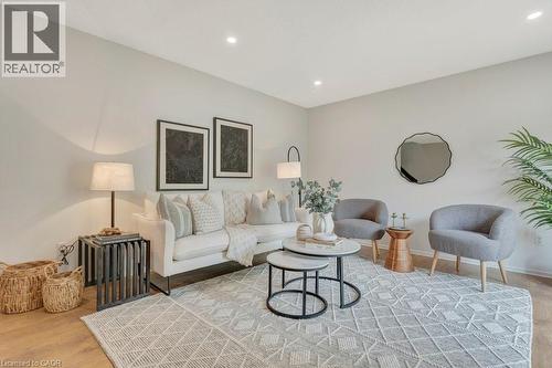 175 Janefield Avenue, Guelph, ON - Indoor Photo Showing Living Room