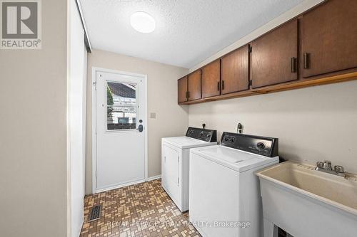 6 Byrd Crescent, Ottawa, ON - Indoor Photo Showing Laundry Room