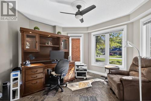 26 Edgecombe Terrace, Springwater, ON - Indoor Photo Showing Office