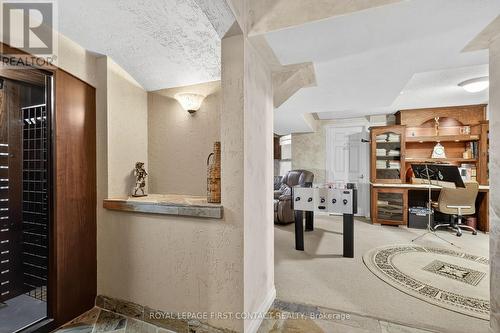 26 Edgecombe Terrace, Springwater, ON - Indoor Photo Showing Other Room