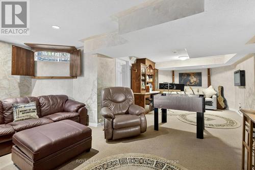 26 Edgecombe Terrace, Springwater, ON - Indoor