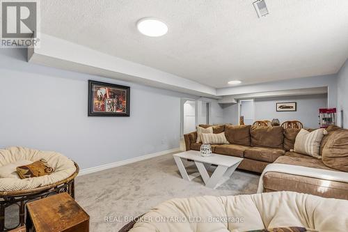 2873 Inlake Court, Mississauga, ON - Indoor Photo Showing Living Room