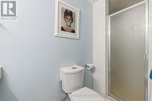 2873 Inlake Court, Mississauga, ON - Indoor Photo Showing Bathroom
