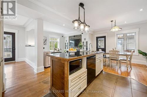 265 Dolph Street N, Cambridge, ON - Indoor