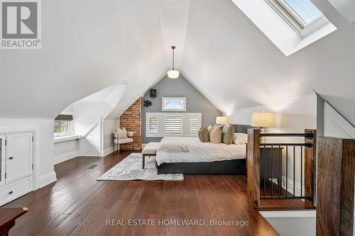 265 Dolph Street N, Cambridge, ON - Indoor Photo Showing Bedroom