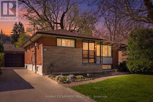 59 PURVIS DRIVE  Hamilton, ON L8S 2S5